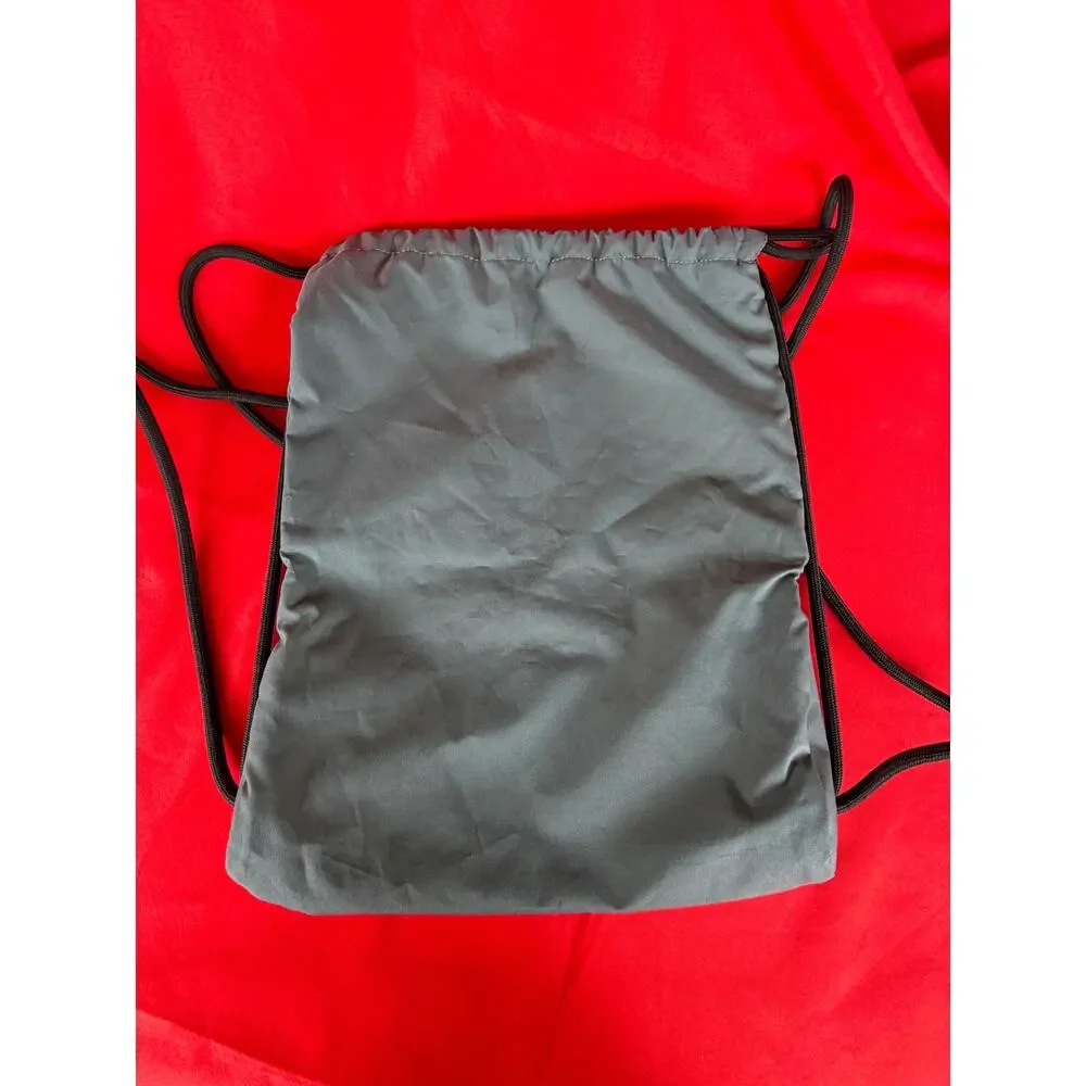 Nike Sporty Gray & Black Drawstring Backpack Gym Cinch Bag Zip Front Pocket